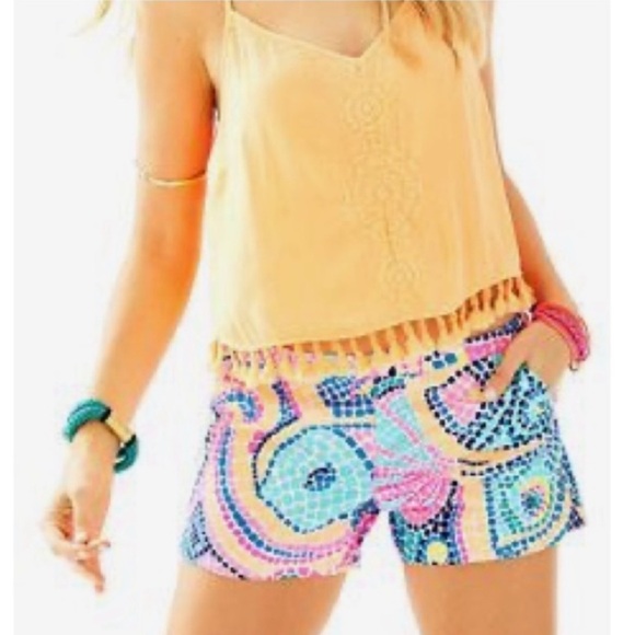 Lilly Pulitzer Tile Wave Short - Picture 1 of 7